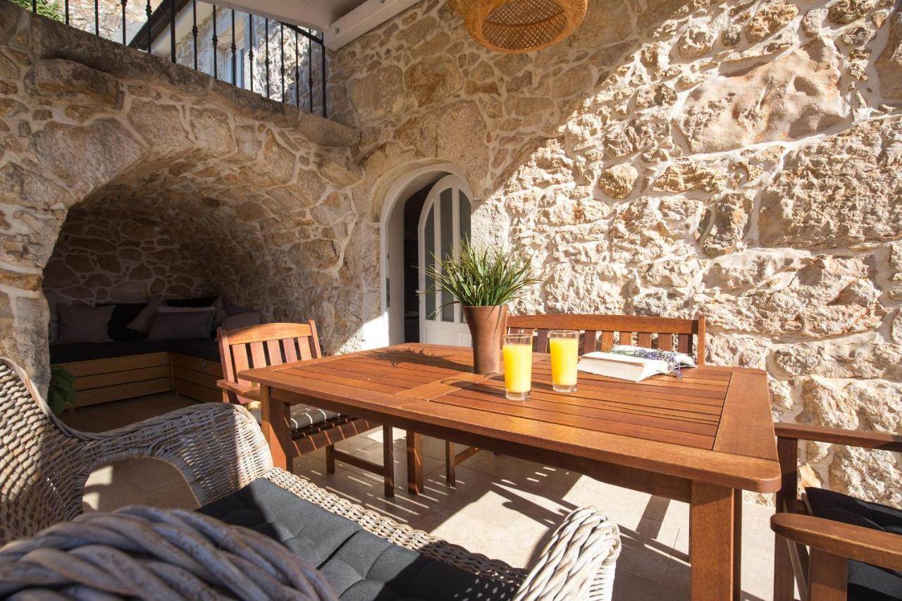 Villa House Misto Dobrinj Exterior foto
